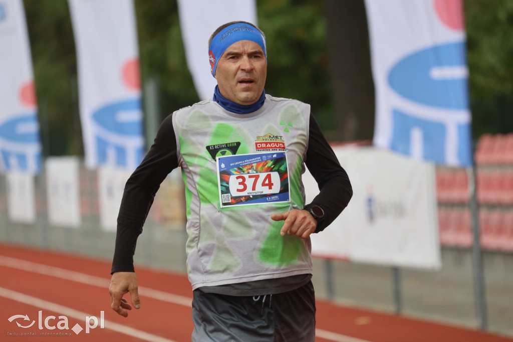 Znajdź się na zdjęciach z mety biegu