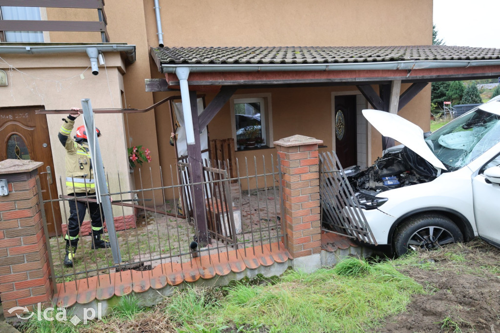 Wypadek w Kunicach. Kierowca w szpitalu