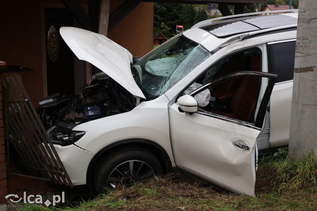 Wypadek w Kunicach. Kierowca w szpitalu