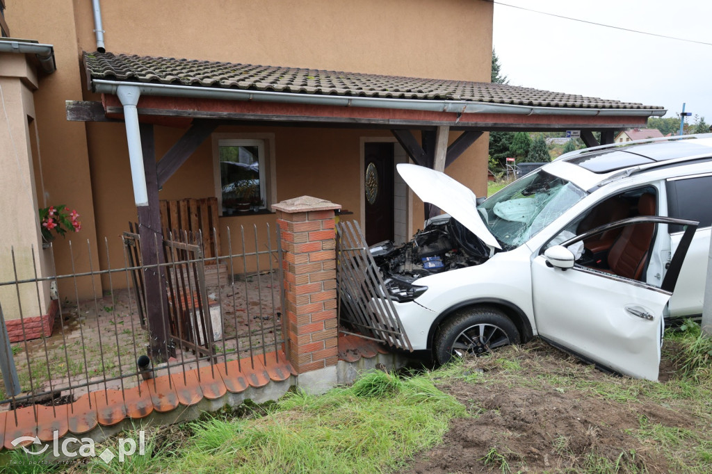 Wypadek w Kunicach. Kierowca w szpitalu