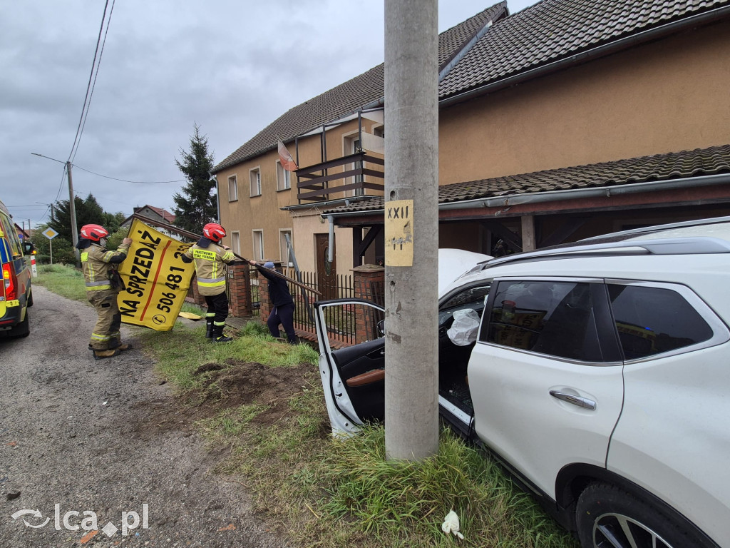 Wypadek w Kunicach. Kierowca w szpitalu