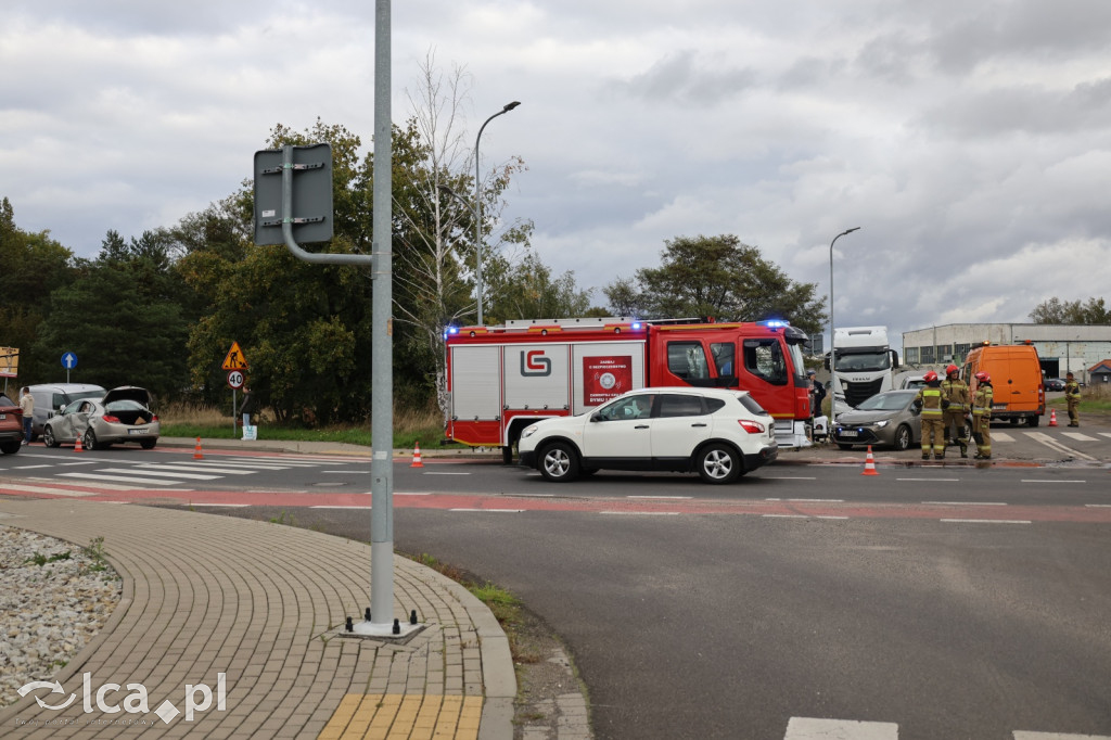 Zderzenie opla z audi w Legnicy