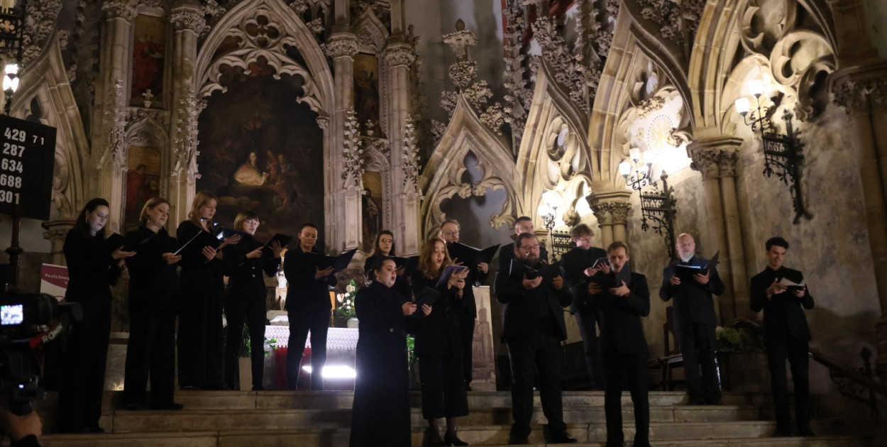 Dawne pieśni Legnicy zabrzmiały w kościele