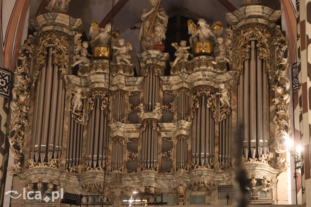 Dawne pieśni Legnicy zabrzmiały w kościele