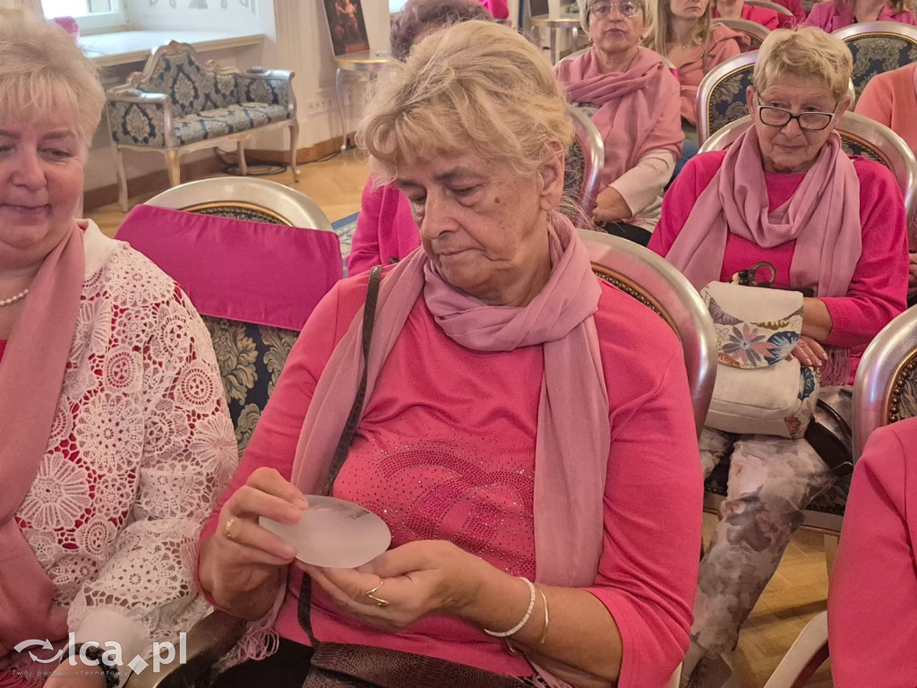 Kolor różowy królował w Sali Królewskiej