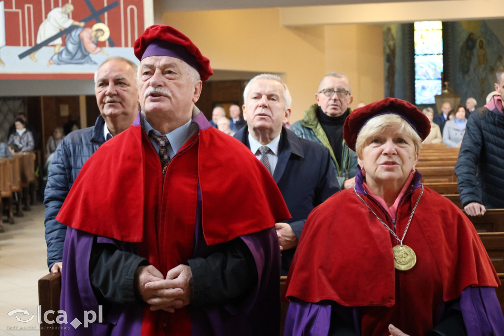Dzień Papieski w Legnicy z udziałem bp.  Regmunta