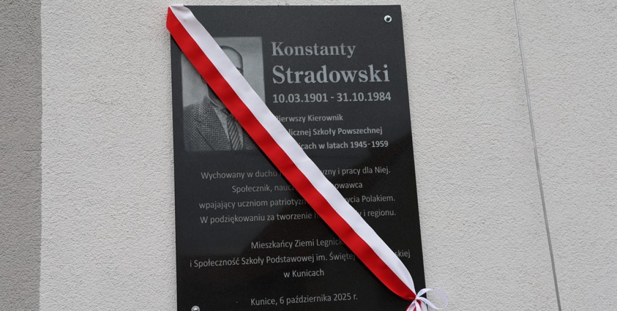 Upamiętniono pierwszego kierownika szkoły
