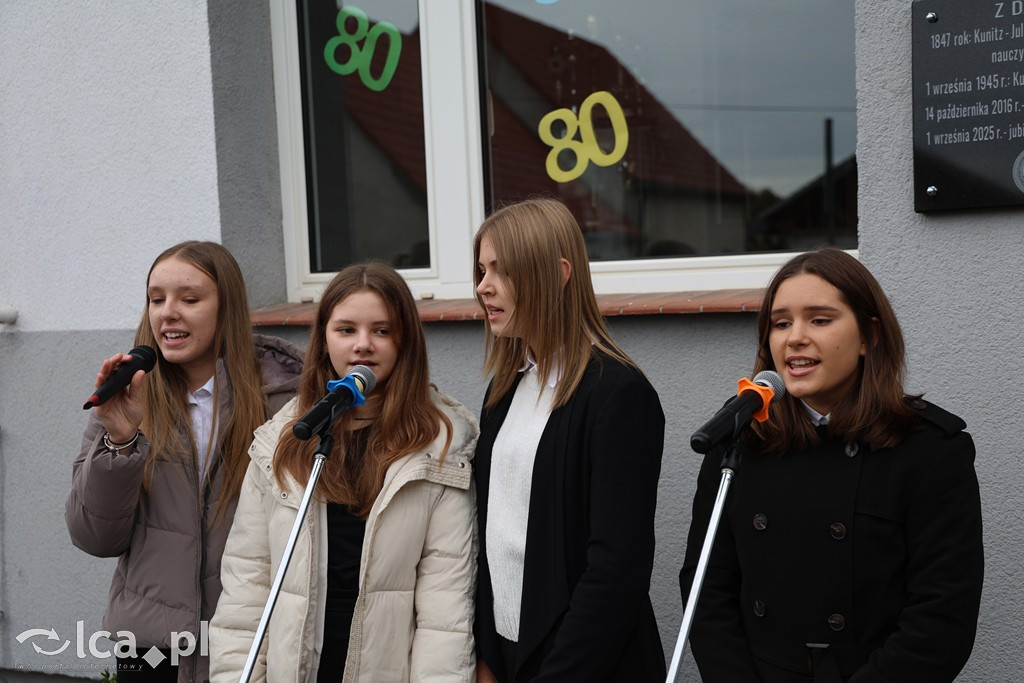Upamiętniono pierwszego kierownika szkoły