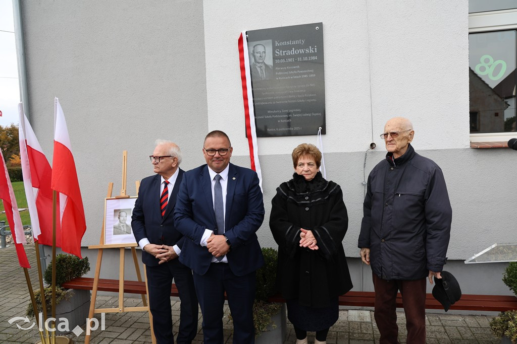 Upamiętniono pierwszego kierownika szkoły