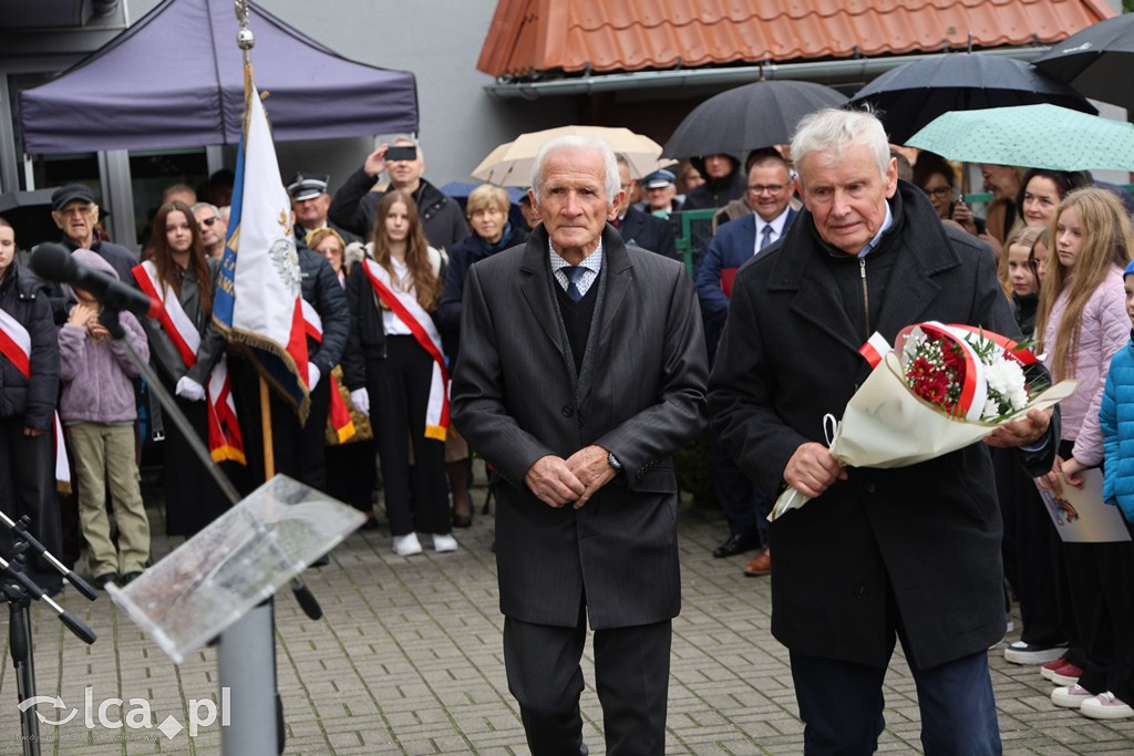 Upamiętniono pierwszego kierownika szkoły