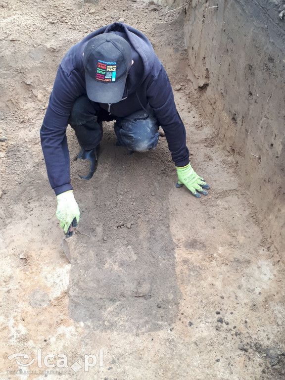 Ziemia kryła ten grób przez 80 lat