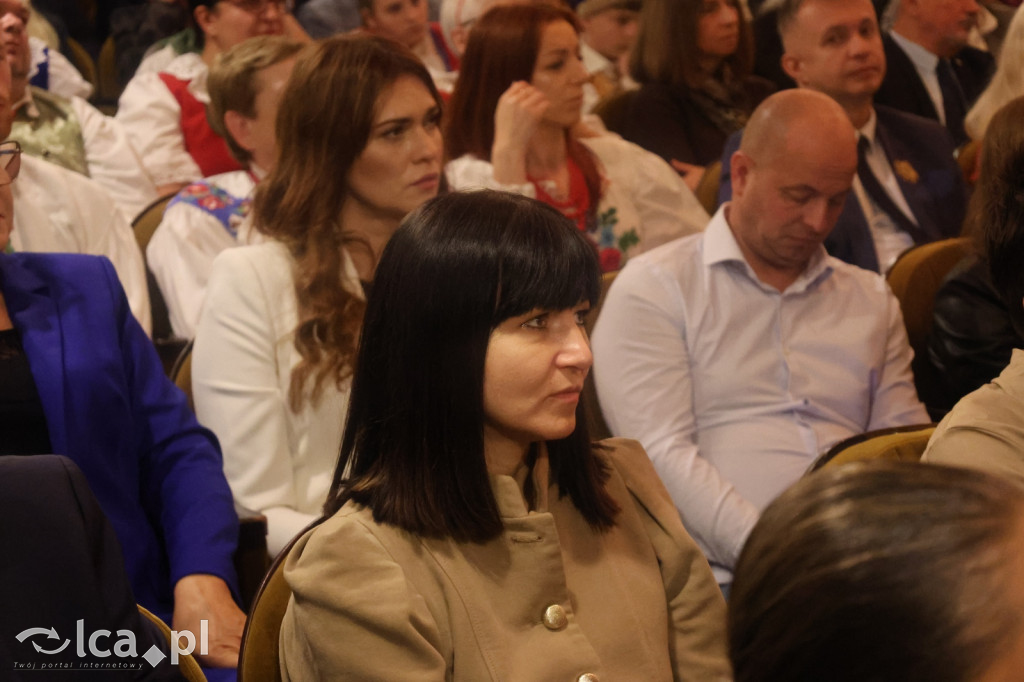 Uroczysta sesja Sejmiku w legnickim teatrze