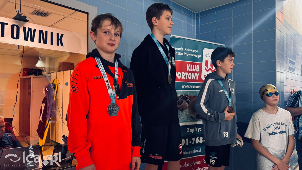 UKS Delfinek Legnica z 21 medalami