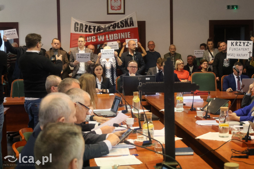 Gorąca atmosfera na sesji Rady Miejskiej Legnicy