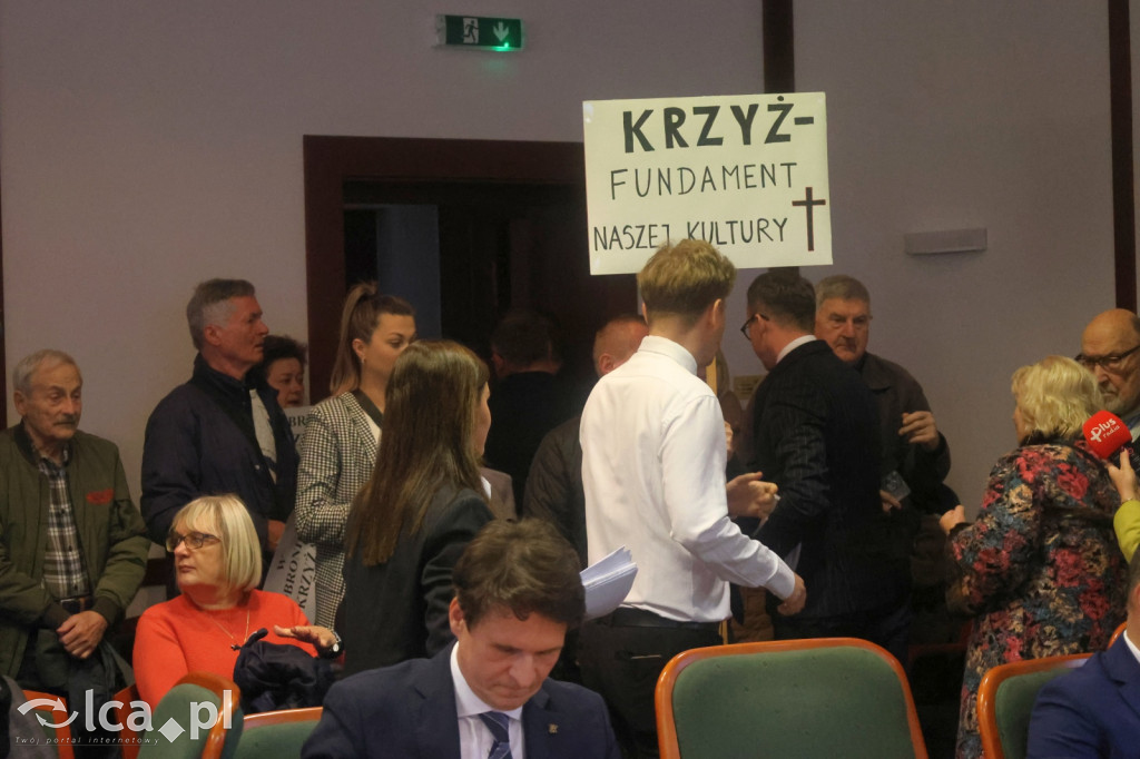 Gorąca atmosfera na sesji Rady Miejskiej Legnicy