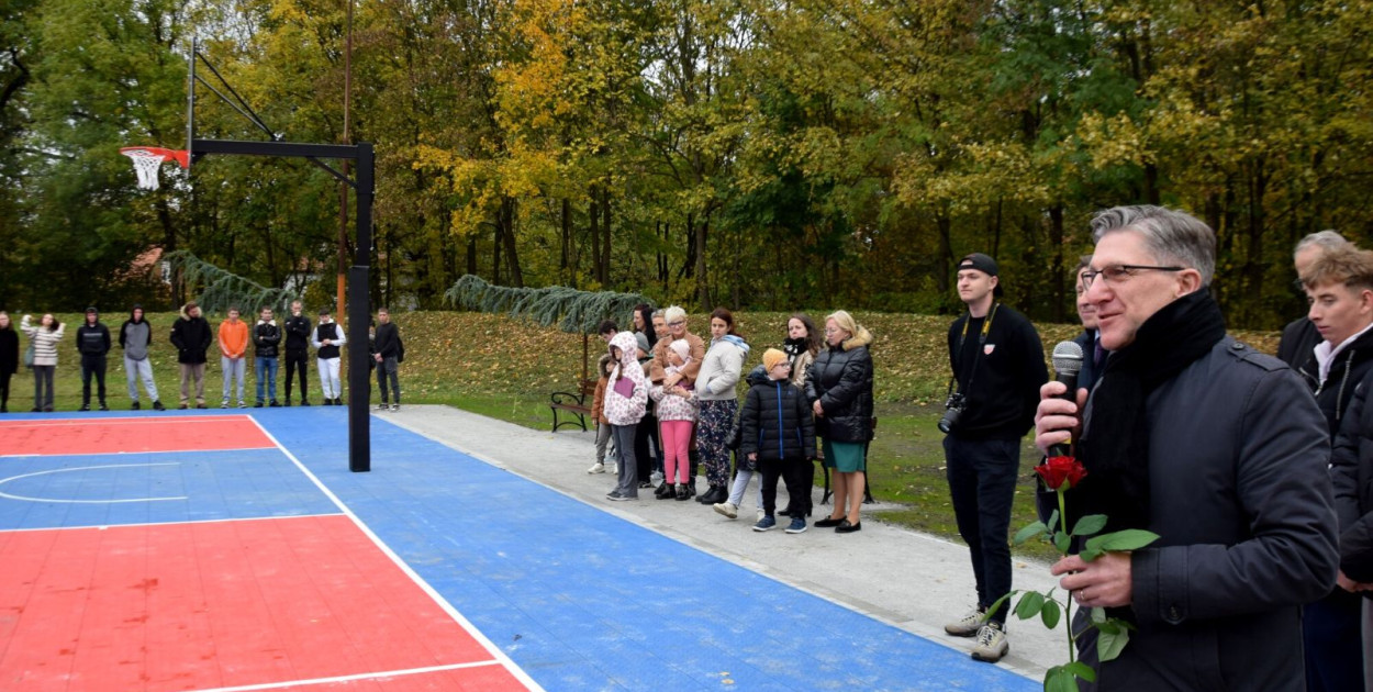 Nowe boiska przy PZS w Chojnowie