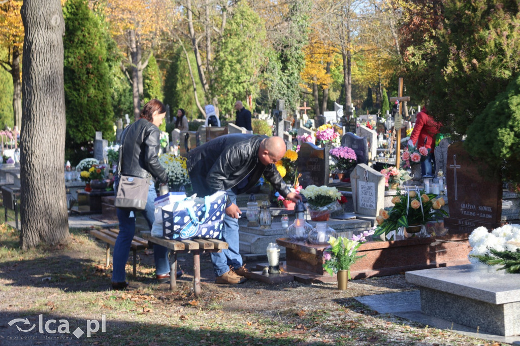 Wszystkich Świętych w Legnicy – wzmożony ruch