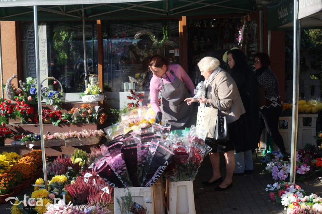 Wszystkich Świętych w Legnicy – wzmożony ruch