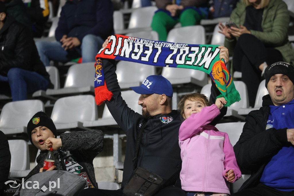 2425 widzów na Stadionie Miejskim