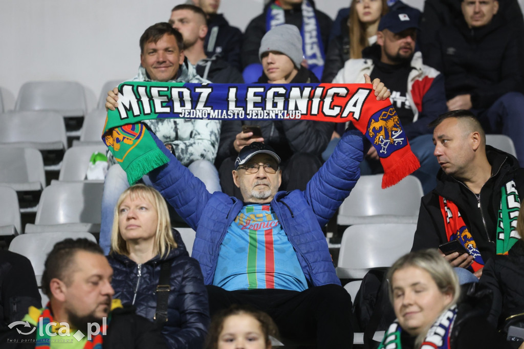 2425 widzów na Stadionie Miejskim