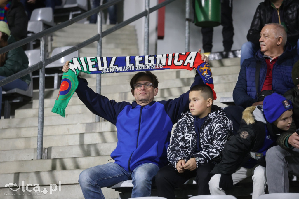 2425 widzów na Stadionie Miejskim