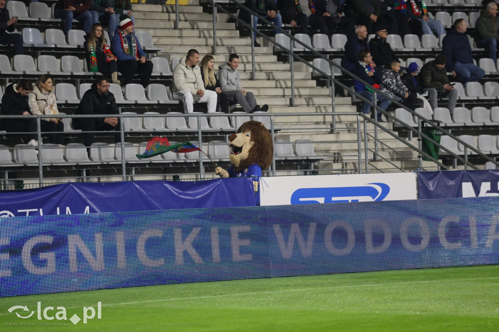 2425 widzów na Stadionie Miejskim