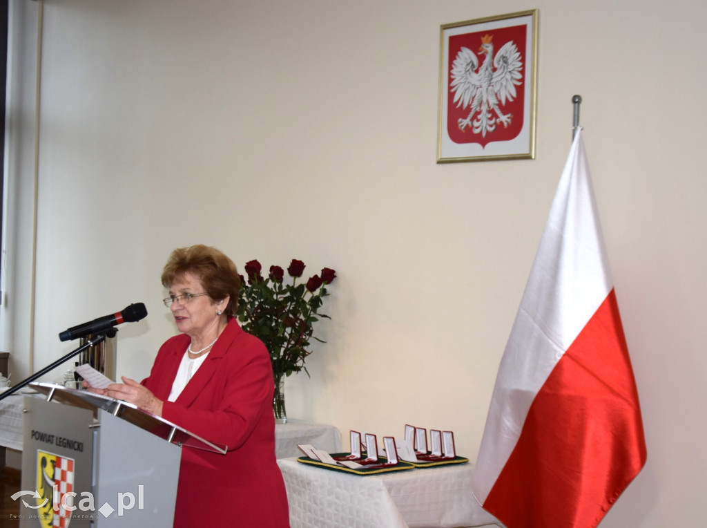 Medale KEN wręczone nauczycielom z powiatu