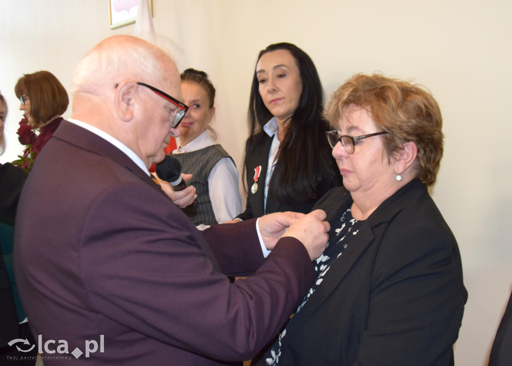 Medale KEN wręczone nauczycielom z powiatu