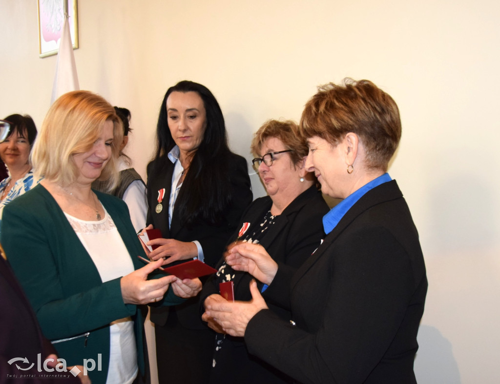 Medale KEN wręczone nauczycielom z powiatu