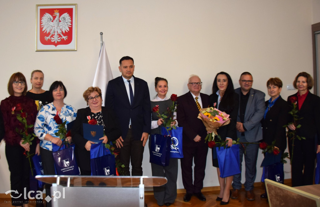 Medale KEN wręczone nauczycielom z powiatu