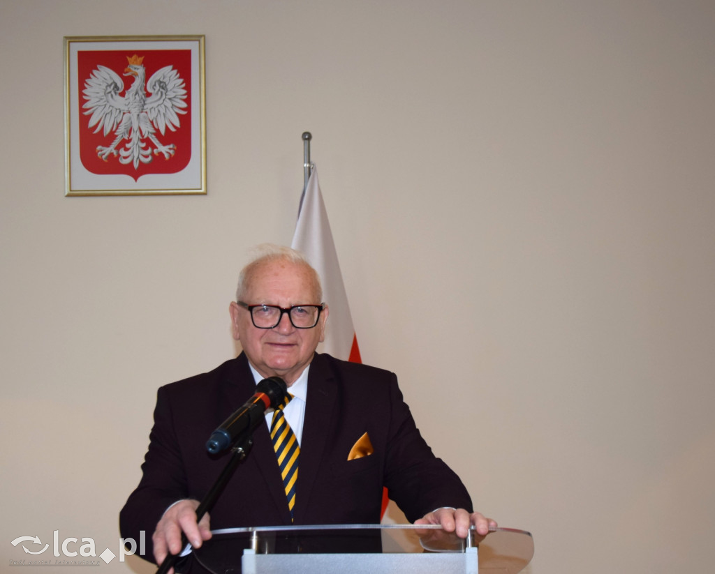 Medale KEN wręczone nauczycielom z powiatu