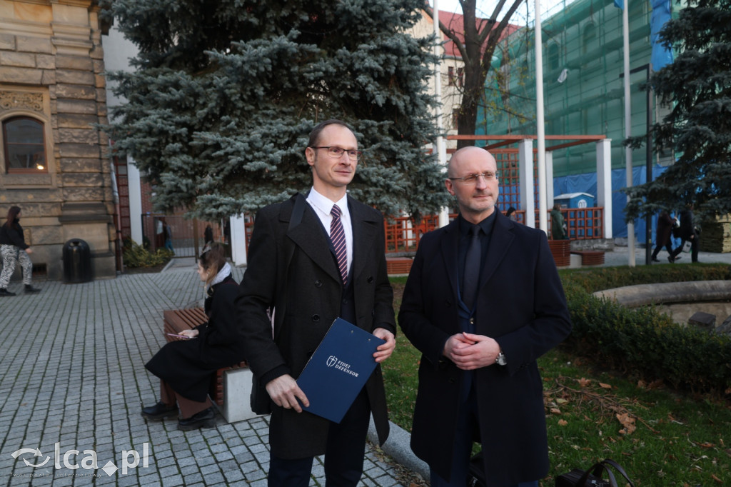 Burza po zdjęciu krzyża z sali obrad w Legnicy