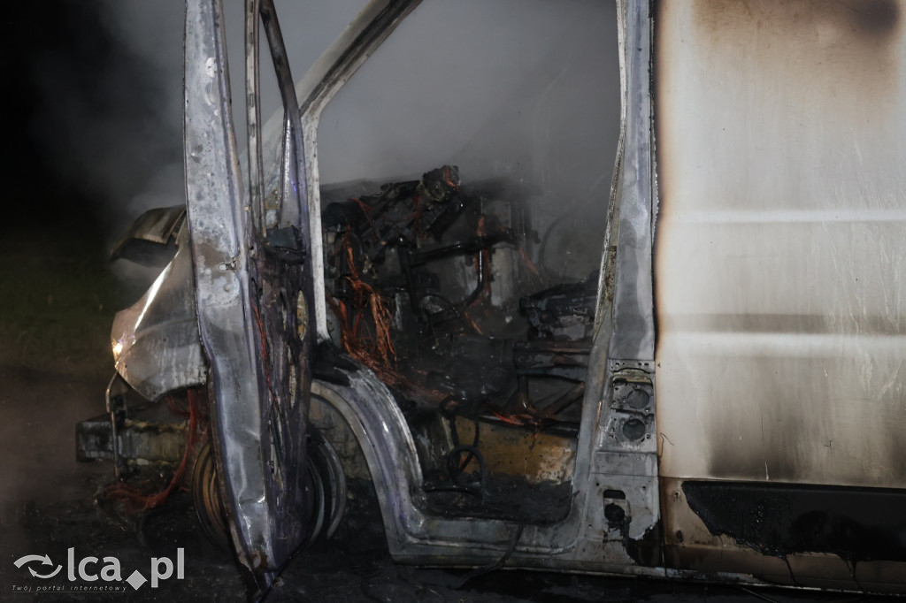 Spłonął Peugeot Boxer na Pątnowskiej