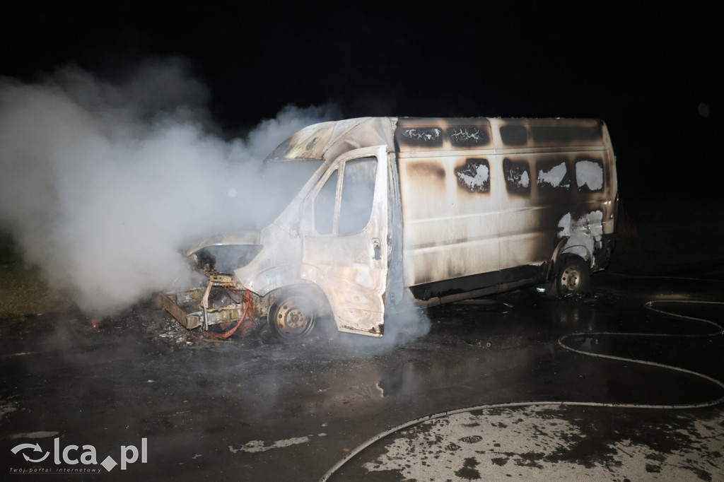 Spłonął Peugeot Boxer na Pątnowskiej