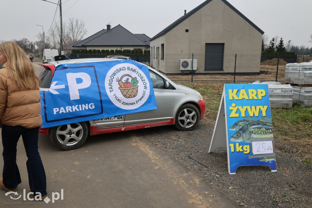 Niedzielny targ zdrowej żywności w Bartoszowie