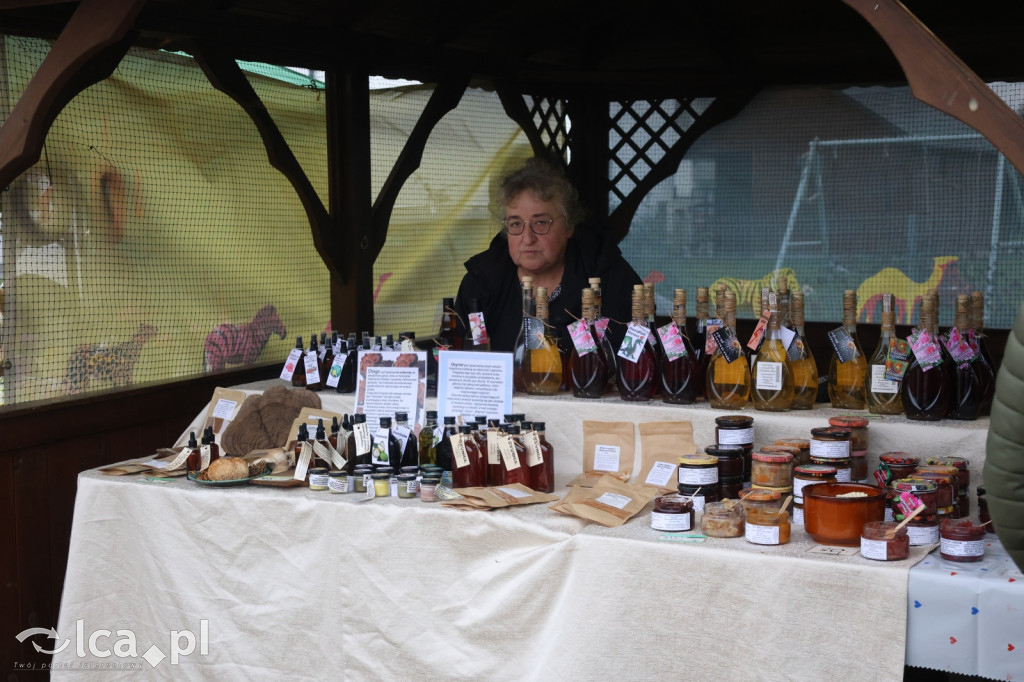 Niedzielny targ zdrowej żywności w Bartoszowie
