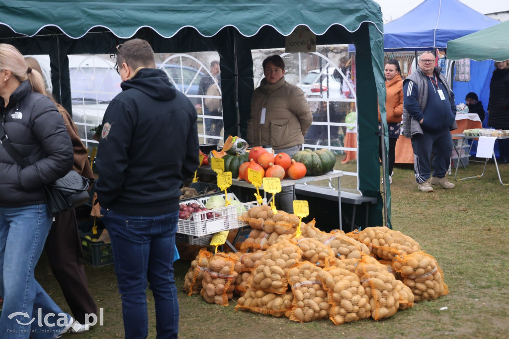 Niedzielny targ zdrowej żywności w Bartoszowie