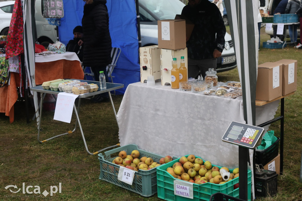 Niedzielny targ zdrowej żywności w Bartoszowie