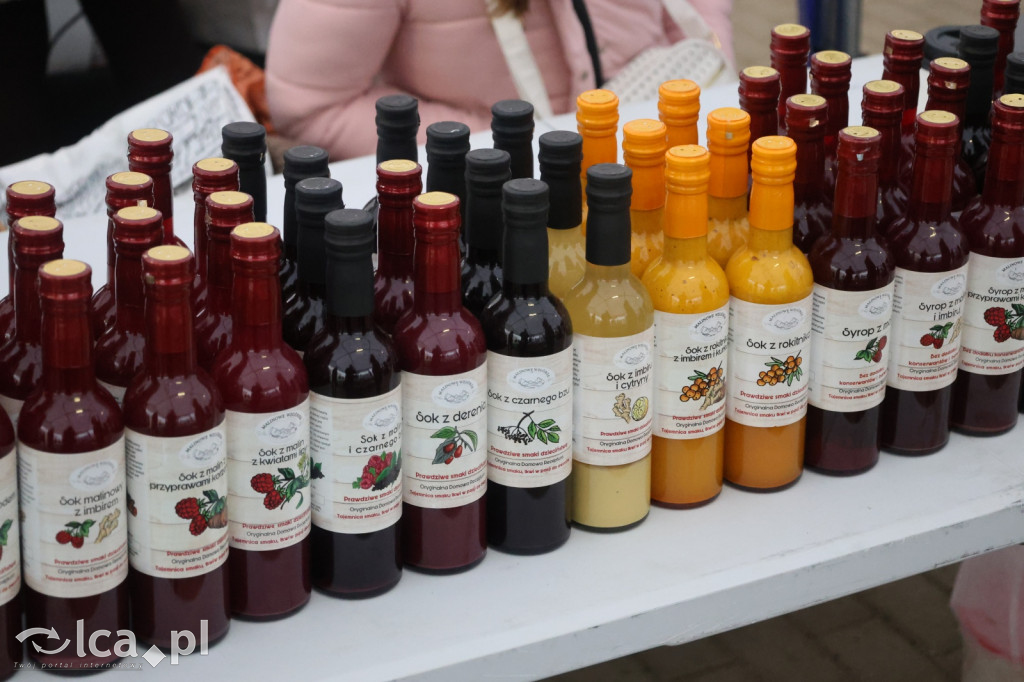 Niedzielny targ zdrowej żywności w Bartoszowie