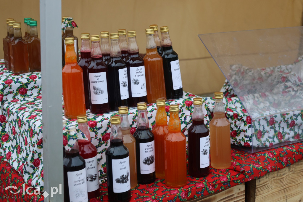 Niedzielny targ zdrowej żywności w Bartoszowie