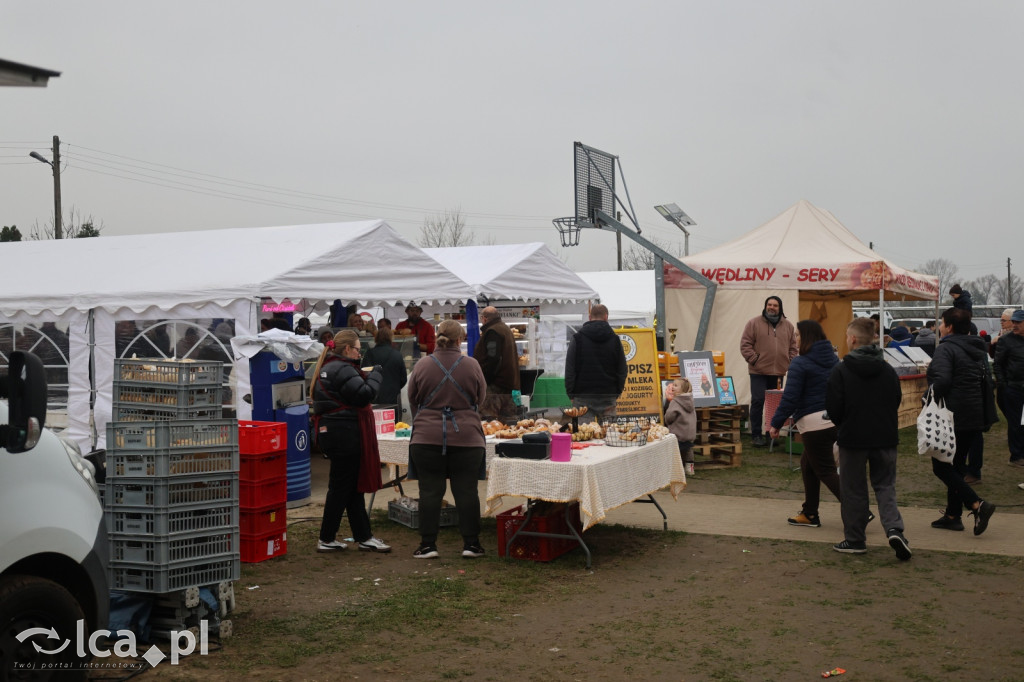 Niedzielny targ zdrowej żywności w Bartoszowie