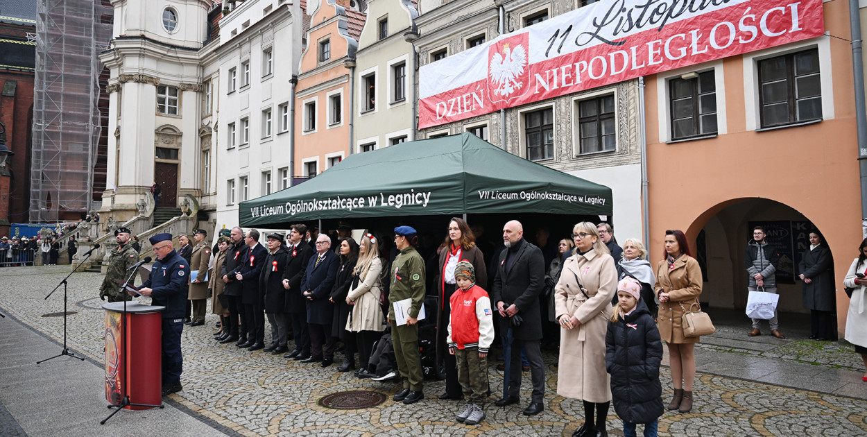 Młodzi w mundurach wypowiedzieli słowa roty