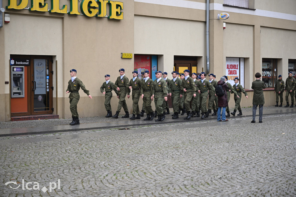 Młodzi w mundurach wypowiedzieli słowa roty