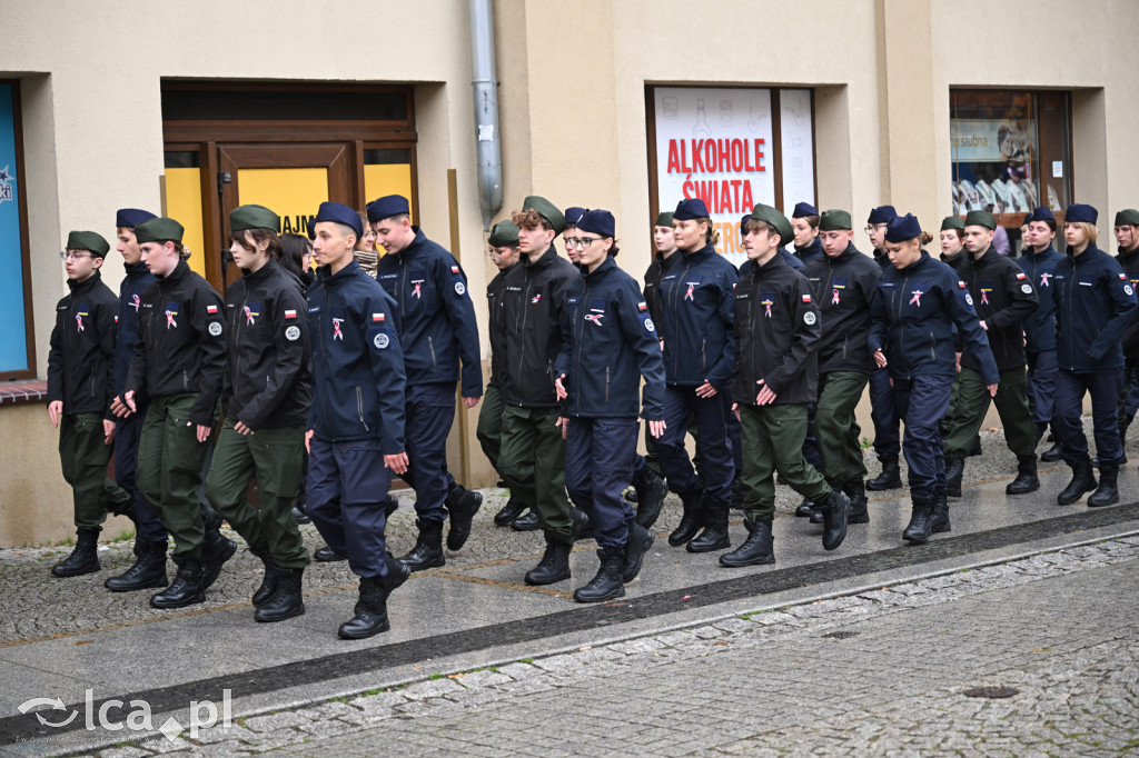 Młodzi w mundurach wypowiedzieli słowa roty
