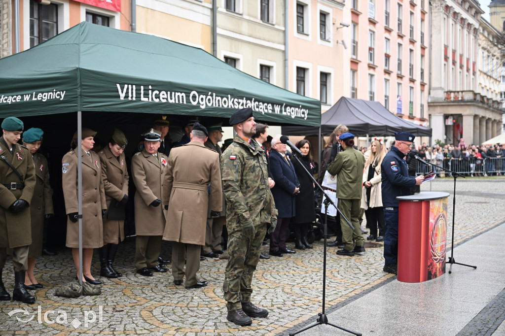Młodzi w mundurach wypowiedzieli słowa roty