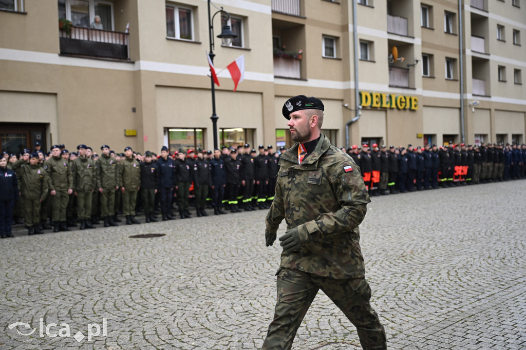 Młodzi w mundurach wypowiedzieli słowa roty