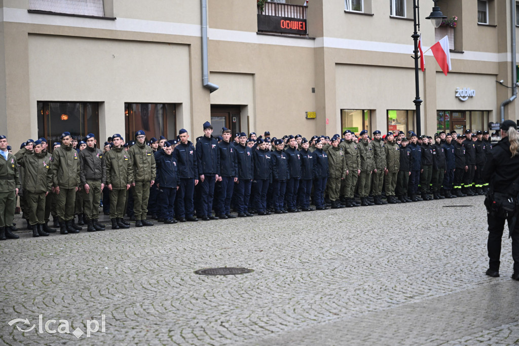 Młodzi w mundurach wypowiedzieli słowa roty