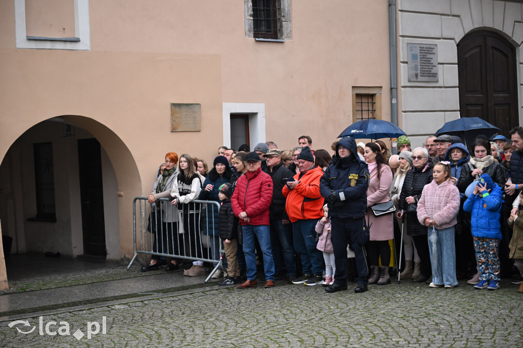 Młodzi w mundurach wypowiedzieli słowa roty