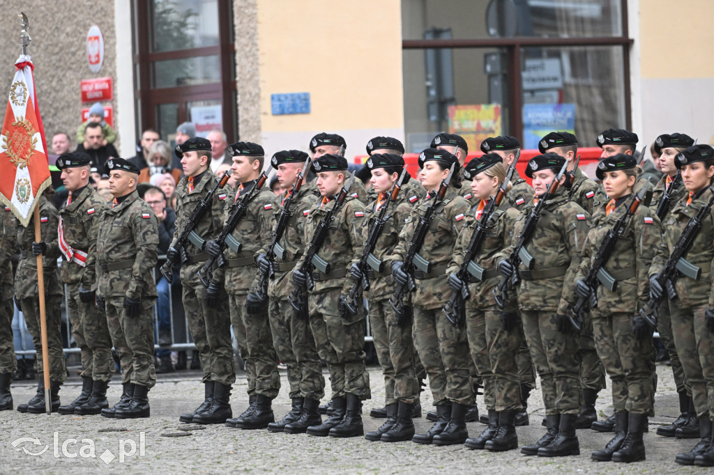 Młodzi w mundurach wypowiedzieli słowa roty