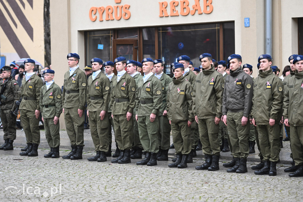 Młodzi w mundurach wypowiedzieli słowa roty